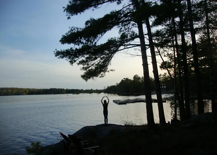 Westwind Inn On The Lake