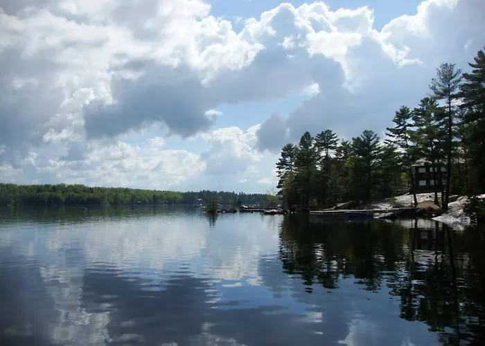 Westwind Inn On The Lake
